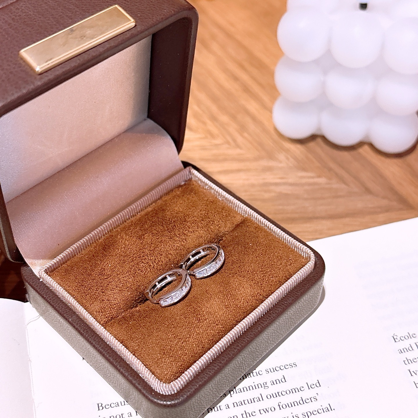 優しい低アレルギー銀イヤーカフゴールド 晩餐会