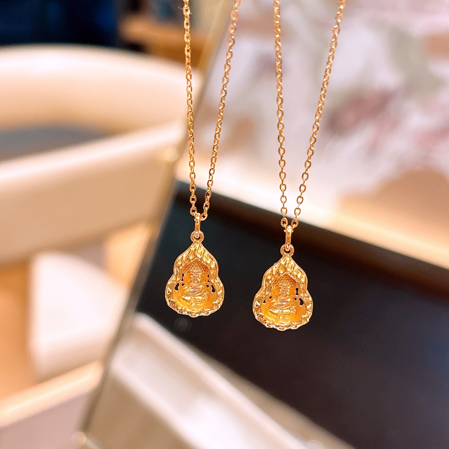 繊細アレルギー対応シルバーネックレスゴールド 新年