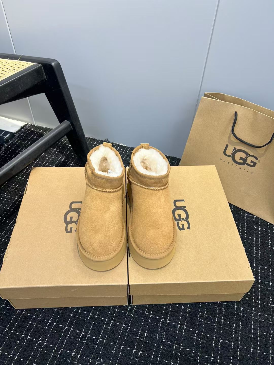 _dho9sW8hVWCRcUdAg-pyaEGXZwUFdbo0oDU82cg