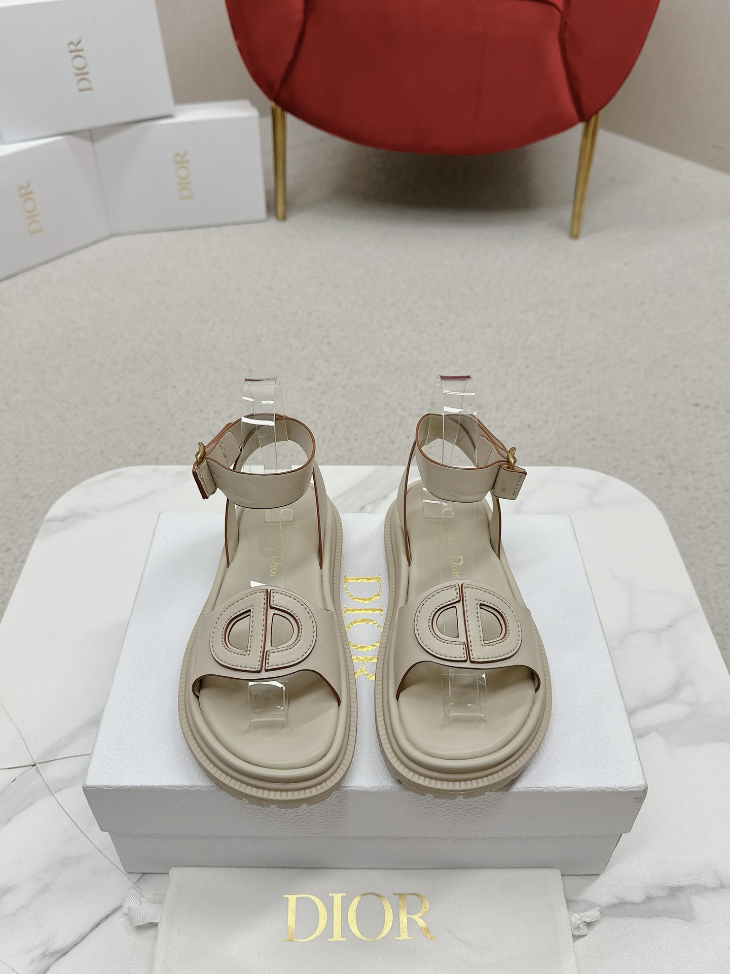 Dior Schuhe Sandalen Gold Hardware Rindsleder Schaffell TPU