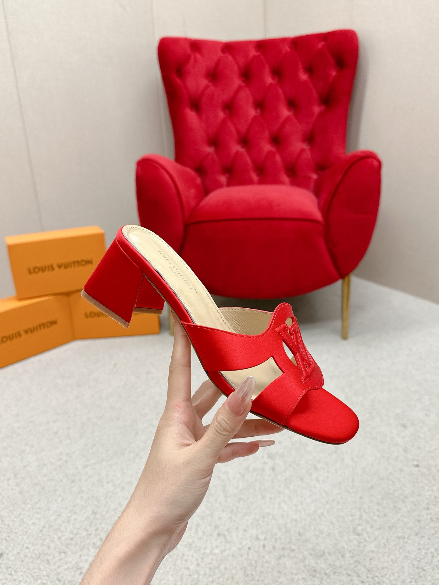 “Louis Vuitton 648Losis Top Version Heel Sandals Review” - 图片 4