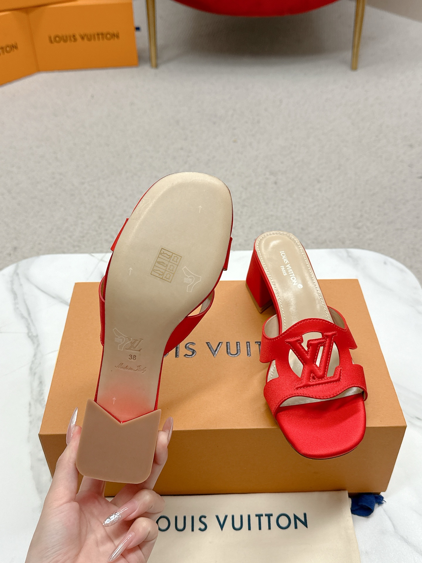 “Louis Vuitton 648Losis Top Version Heel Sandals Review” - 图片 9