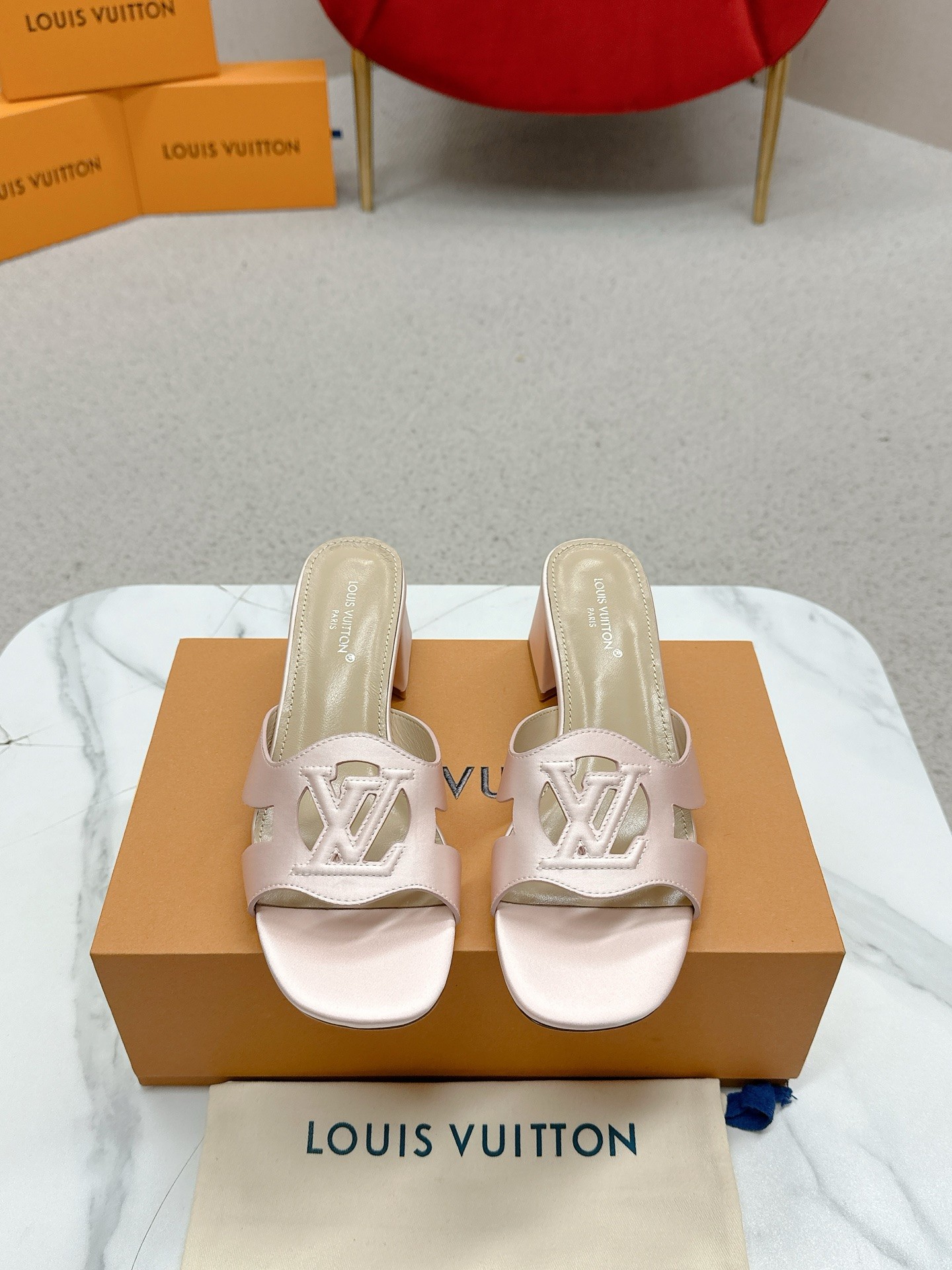 Louis Vuitton Sandals Review: 648Losis Vuitt Top Version – Are They Worth It? - 图片 2
