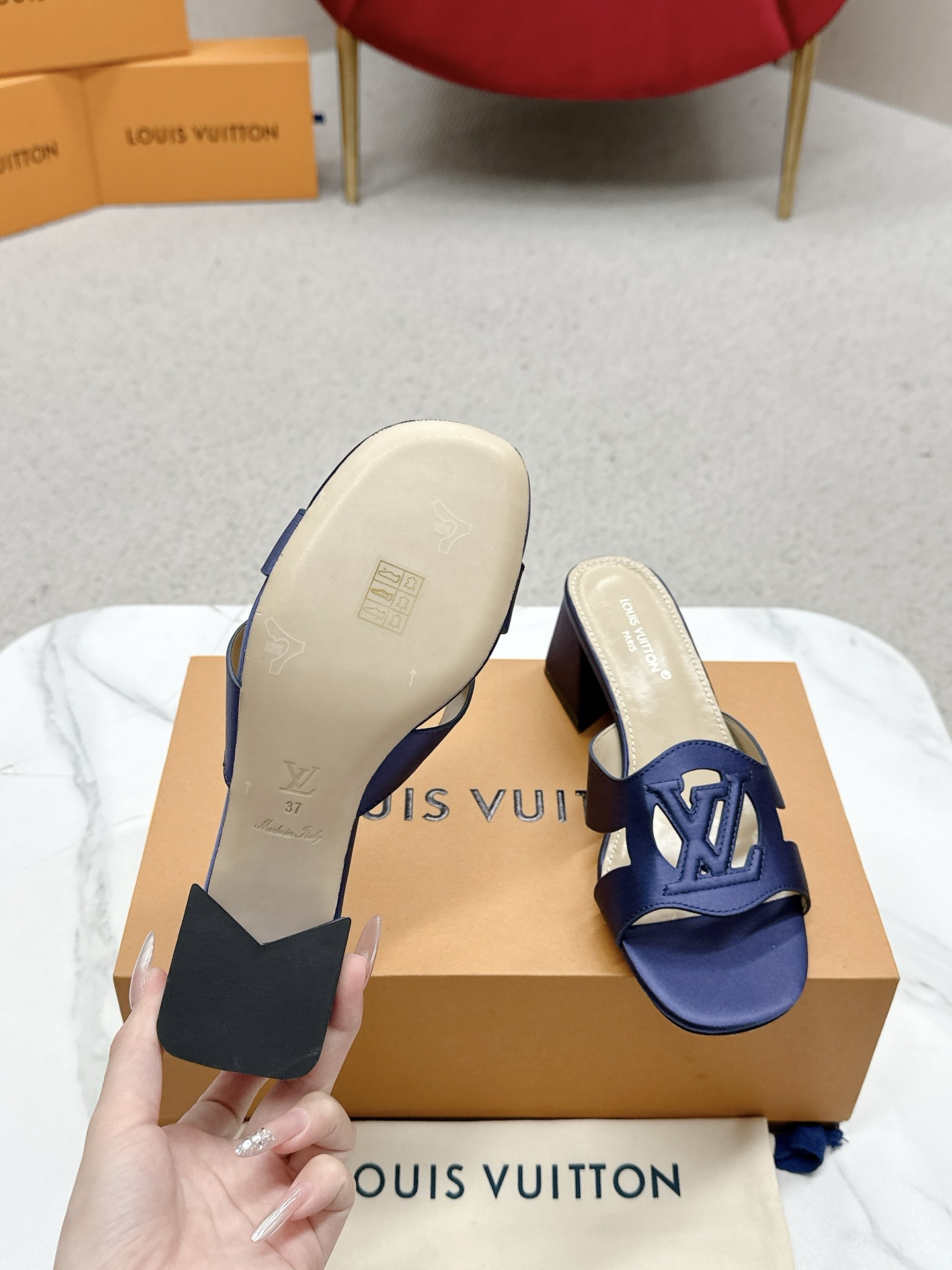 Title: Louis Vuitton 648 Heel Sandals Review Summary: Review of top version Louis Vuitton 648 heel sandals. - 图片 9