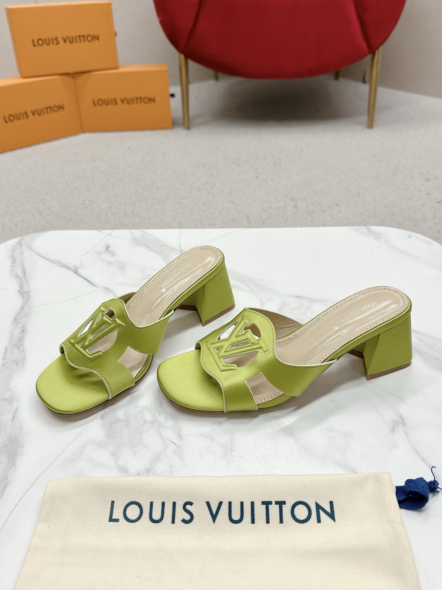 “Authentic Louis Vuitton 648 Heel Sandals: Top Version Review and Buying Guide” - 图片 6
