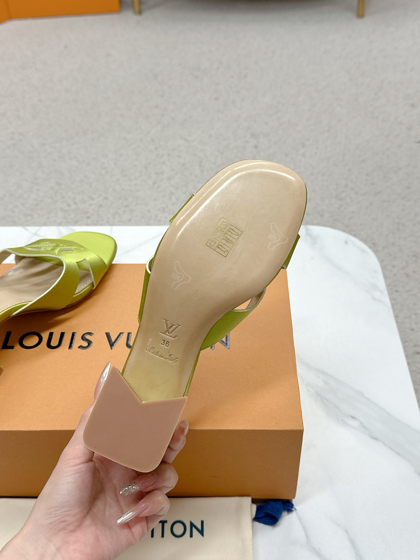 “Authentic Louis Vuitton 648 Heel Sandals: Top Version Review and Buying Guide” - 图片 9