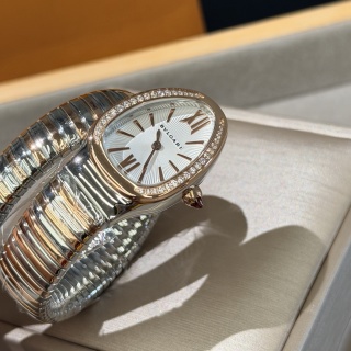 Bvlgari Serpenti Tubogas 35mm detail 8