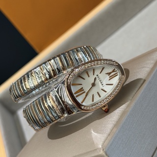 Bvlgari Serpenti Tubogas 35mm detail 9