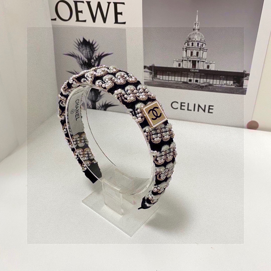 NO:276137,Special counter packaging CHANEL (Chanel) official website same style #Latest hairbands, fairy, special material, no head, salt or sweet~ Hairpins, hairpins, chanel, chanel, hairpins19860909特配专柜包装 CHANEL（香奈儿）官网同款#最新发箍 小仙女入手 特殊材质 不嘞头 可盐可甜～发夹发夹,发夹,chanel,chanel,hairpins,accessory