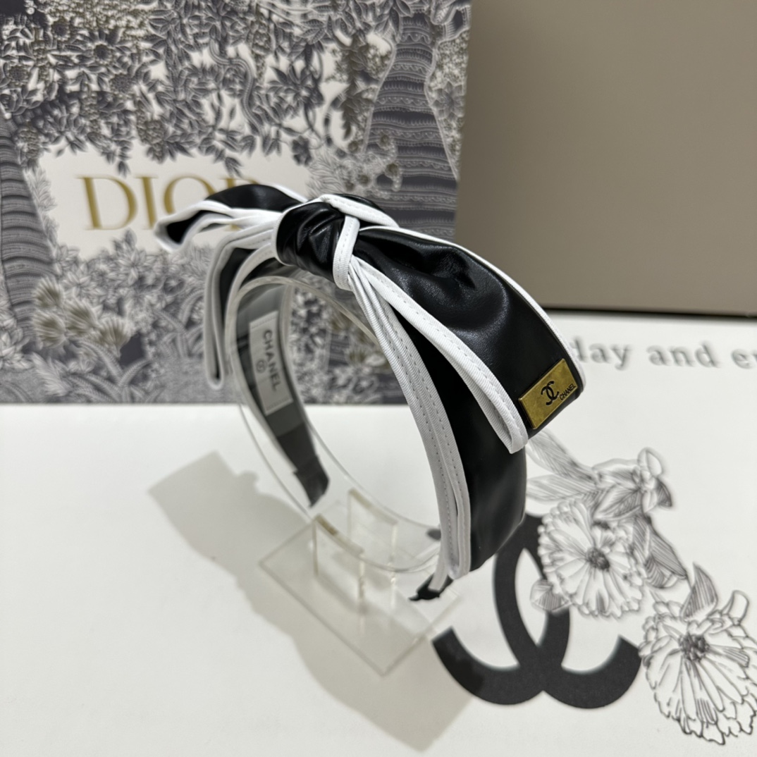 NO:276802,Specially equipped with counter packaging Chanel (Chanel) latest bow hairband bought by fairies Special material No head can be salty or sweet~ Hair accessories, hairpins, chanel, chanel, hairpins19860909特 配专柜包装 Chanel（香奈儿）最新蝴蝶结发箍 小仙女入手 特殊材质 不嘞头 可盐可甜～发饰,发夹,chanel,chanel,hairpins,accessory