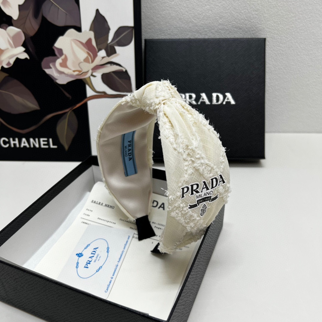 NO:276997,Specially equipped with counter packaging PRADA's latest hairband, fairy, quick purchase, special material, no head, salt or sweet~ hairpins, hairpins, prada, prada, hairpins19860909特 配专柜包装 PRADA（普拉达）最新发箍 小仙女快入手 特殊材质 不嘞头 可盐可甜～发夹,发夹,prada,prada,hairpins,accessory
