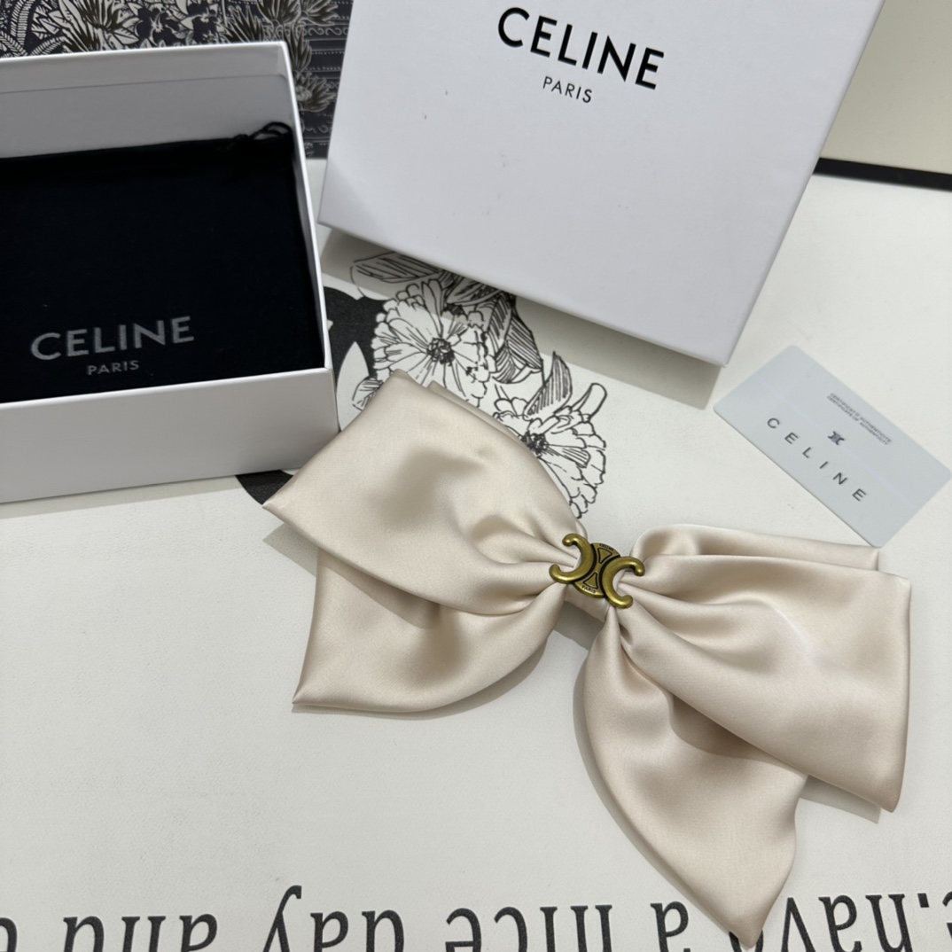 配专柜包装Celine赛琳最新蝴蝶结中古五金发夹#信我！人手必备的单品这件必须买洋气神仙颜值小仙女要收了