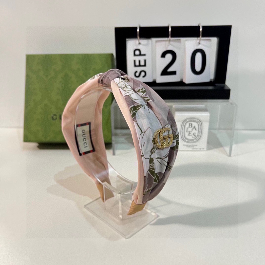 NO:278499,Specially equipped with counter packaging GUCCI (Gucci) latest hairband, fairy, quick purchase, special material, no head, salt or sweet~ hair accessories, hairpins, gucci, gucci, hairpins19860909特 配专柜包装 GUCCI（古驰）最新发箍 小仙女快入手 特殊材质 不嘞头 可盐可甜～发饰,发夹,gucci,gucci,hairpins,accessory
