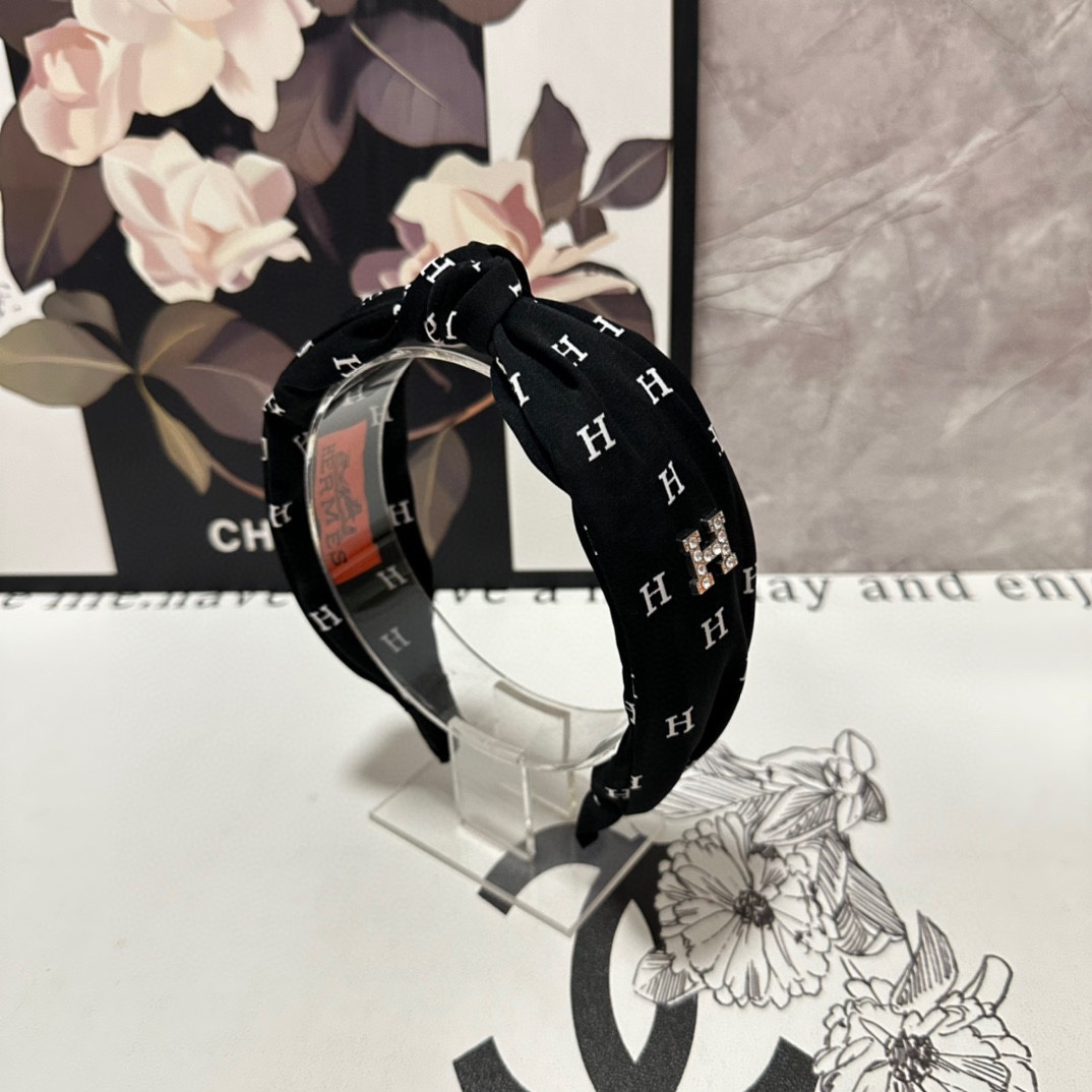 NO:279846,Specially equipped with counter packaging Hermes (Hermes) latest hairband, fairy, quick purchase, special material, no head, salt or sweet~ hair accessories, hairpins, hermes, hermes, hairpins19860909特 配专柜包装 Hermes（爱马仕）最新发箍 小仙女快入手 特殊材质 不嘞头 可盐可甜～发饰,发夹,hermes,hermes,hairpins,accessory