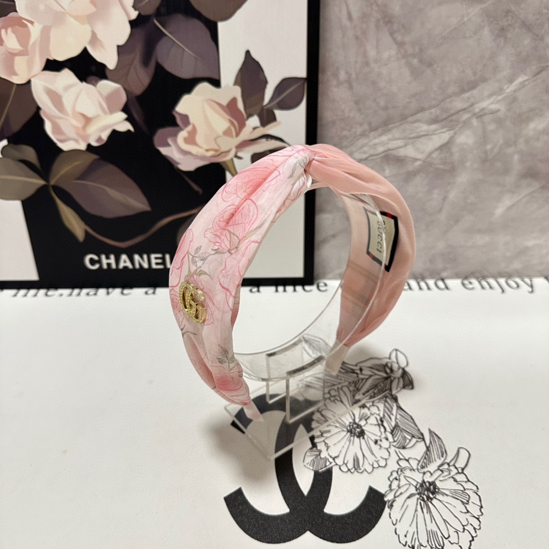 NO:279851,Specially equipped with counter packaging Gucci (Gucci) latest hairband, fairy, quick purchase, special material, no head, salt or sweet~ hair accessories, hairpins, gucci, gucci, hairpins19860909特 配专柜包装 Gucci（古驰）最新发箍 小仙女快入手 特殊材质 不嘞头 可盐可甜～发饰,发夹,gucci,gucci,hairpins,accessory