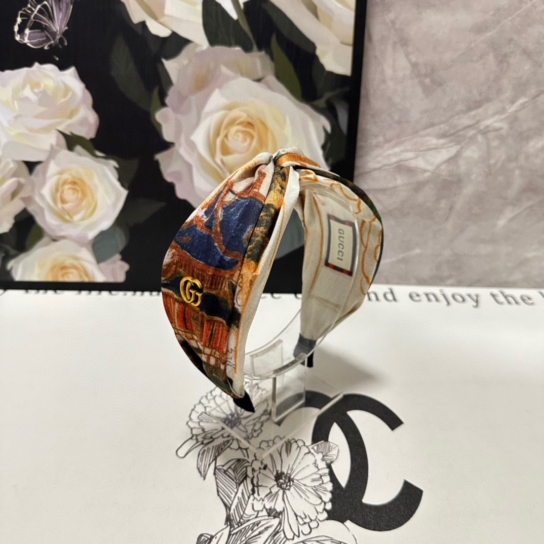 NO:279908,Specially equipped with counter packaging Gucci (Gucci) latest flower hairband, fairy, quick purchase, special material, no head, salt or sweet~ hair accessories, hairpins, gucci, gucci, hairpins19860909特 配专柜包装 Gucci（古驰）最新花卉发箍 小仙女快入手 特殊材质 不嘞头 可盐可甜～发饰,发夹,gucci,gucci,hairpins,accessory