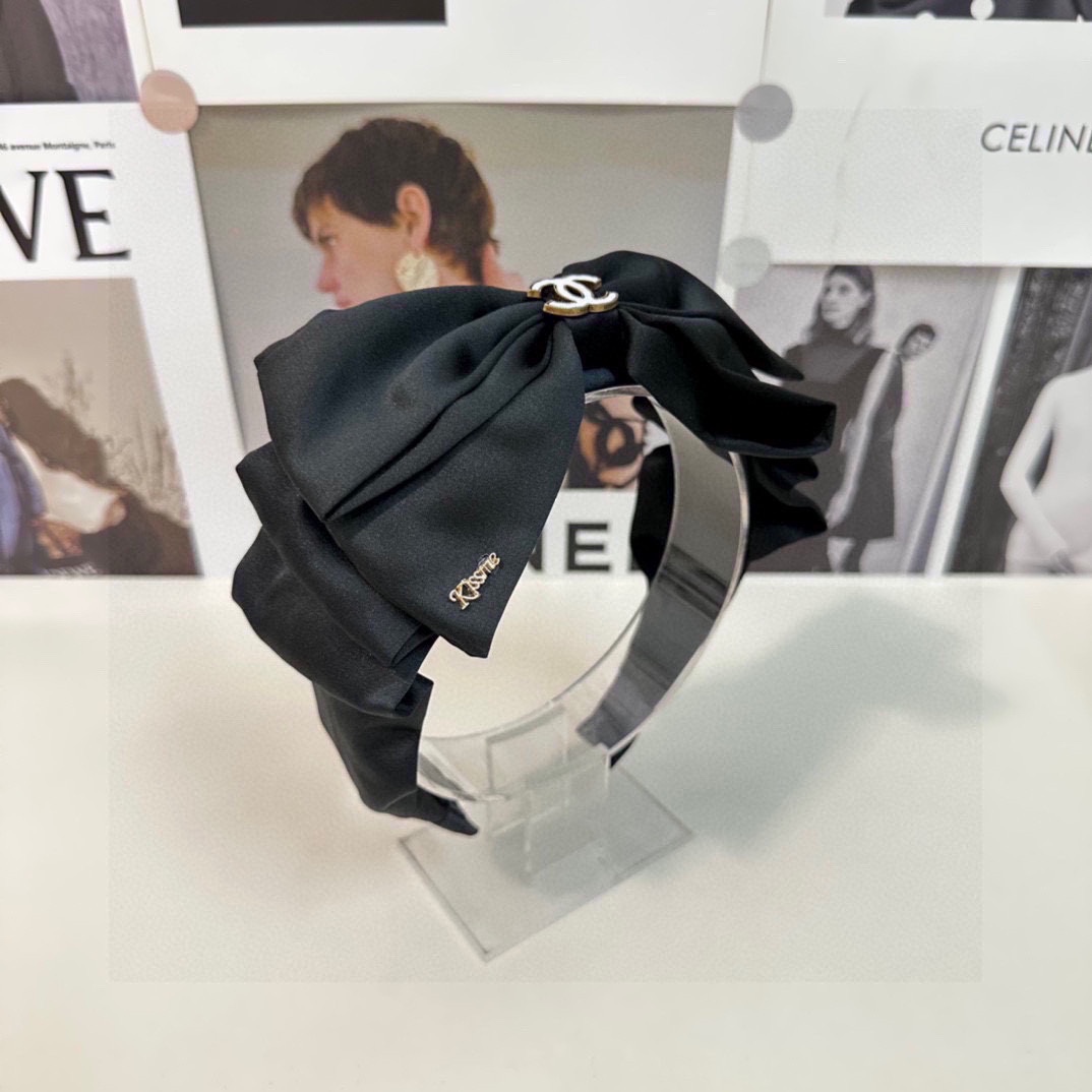 NO:280191,Specially equipped with counter packaging Chanel (Chanel) latest hairband, fairy, quick purchase, special material, no head, salt or sweet~ hair accessories, hairpins, chanel, chanel, hairpins19860909特 配专柜包装 Chanel（香奈儿）最新发箍 小仙女快入手 特殊材质 不嘞头 可盐可甜～发饰,发夹,chanel,chanel,hairpins,accessory