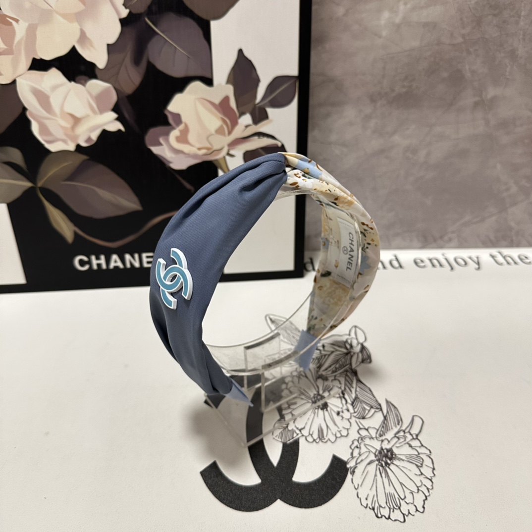 NO:280506,Specially equipped with counter packaging Chanel (Chanel) latest hairband, purchased by fairies, special material, no head, salt or sweet~ hair accessories, hairpins, chanel, chanel, hairpins19860909特 配专柜包装 Chanel（香奈儿）最新发箍 小仙女入手 特殊材质 不嘞头 可盐可甜～发饰,发夹,chanel,chanel,hairpins,accessory