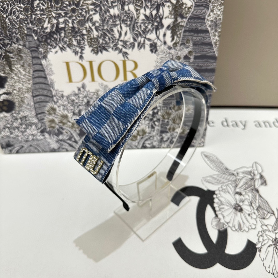 NO:280852,Specially equipped with counter packaging MiuMiu (Miao Miu) latest plaid denim headband, fairy, quick to buy, special material, no head, salt or sweet~ hair accessories, hairpins, miumiu, hairpins19860909特 配专柜包装 MiuMiu（缪缪）最新格子牛仔发箍 小仙女快入手 特殊材质 不嘞头 可盐可甜～发饰,发夹,miumiu,hairpins,accessory