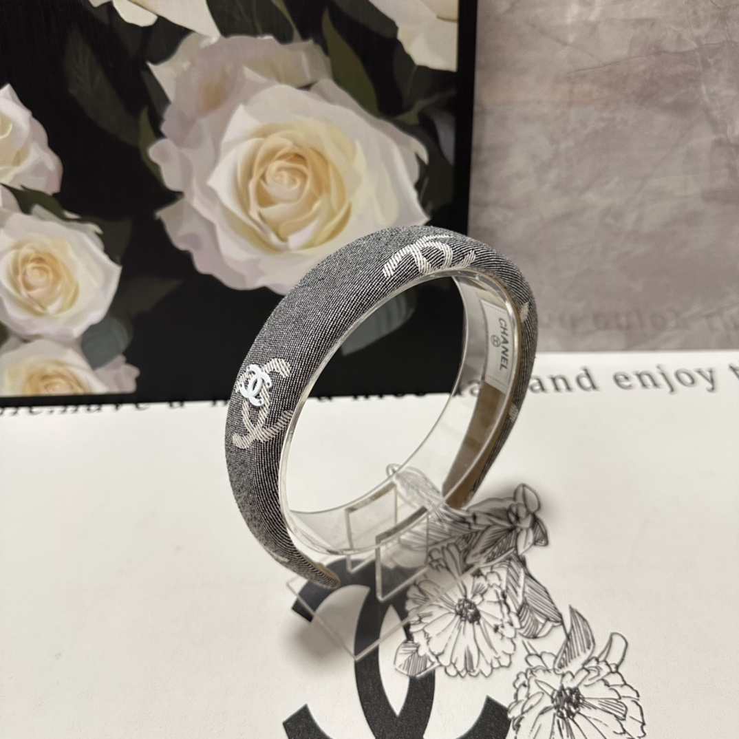 NO:281257,Specially equipped with counter packaging Chanel (Chanel) latest Organya hairbands, little fairy, special material, no head, salt or sweet~ hair accessories, hairpins, chanel, chanel, hairpins19860909特 配专柜包装 Chanel（香奈儿）最新欧根纱发箍 小仙女入手 特殊材质 不嘞头 可盐可甜～发饰,发夹,chanel,chanel,hairpins,accessory