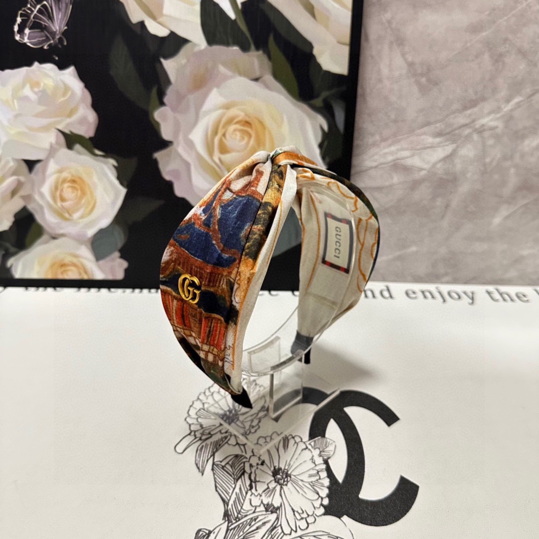 NO:281485,Specially equipped with counter packaging Gucci (Gucci) latest flower hairband, fairy, quick purchase, special material, no head, salt or sweet~ hair accessories, hairpins, gucci, gucci, hairpins19860909特 配专柜包装 Gucci（古驰）最新花卉发箍 小仙女快入手 特殊材质 不嘞头 可盐可甜～发饰,发夹,gucci,gucci,hairpins,accessory