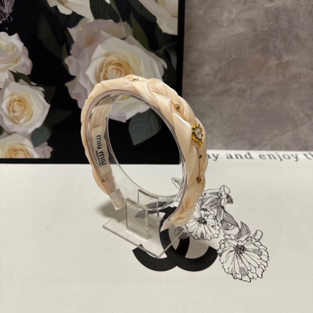 NO:281484,Specially equipped with counter packaging MiuMiu's latest hairband, fairy, quick purchase, special material, no head, salt or sweet~ hair accessories, hairpins, miumiu, hairpins19860909特 配专柜包装 MiuMiu（缪缪）最新发箍 小仙女快入手 特殊材质 不嘞头 可盐可甜～发饰,发夹,miumiu,hairpins,accessory