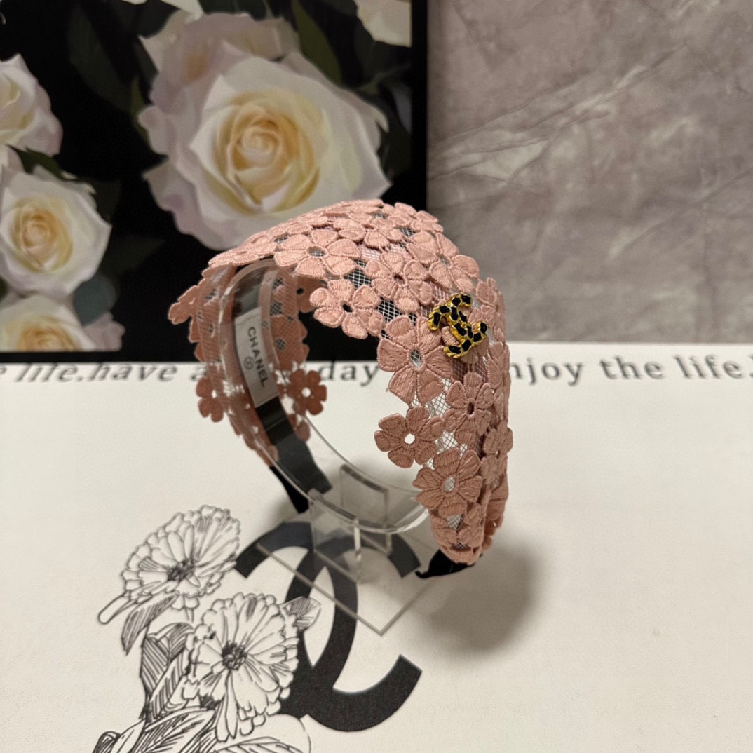 NO:283707,Specially equipped with counter packaging Chanel (Chanel) latest flower 3D hairband, fairy, quick to buy, special material, no head, salty and sweet hairpins, hairpins, chanel, chanel, hairpins19860909特 配专柜包装 Chanel（香奈儿）最新花朵3d发箍 小仙女快入手 特殊材质 不嘞头 可盐可甜发夹,发夹,chanel,chanel,hairpins,accessory