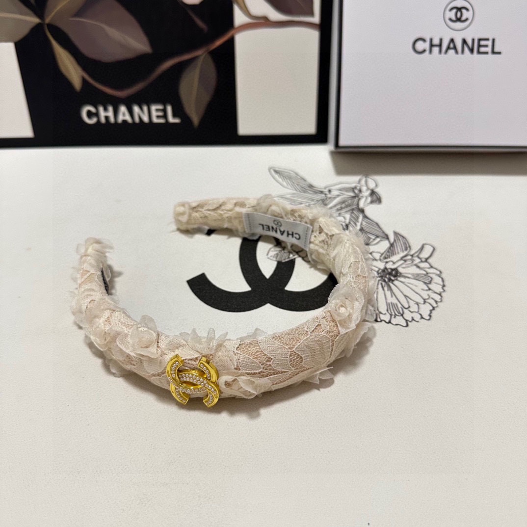 NO:285198,Specially equipped with counter packaging Chanel (Chanel) latest enamel flower hairband, fairy, quick to buy, special material, no head, salt or sweet~ hairpins, hairpins, chanel, chanel, hairpins19860909特 配专柜包装 Chanel（香奈儿）最新珐琅花朵发箍 小仙女快入手 特殊材质 不嘞头 可盐可甜～发夹,发夹,chanel,chanel,hairpins,accessory
