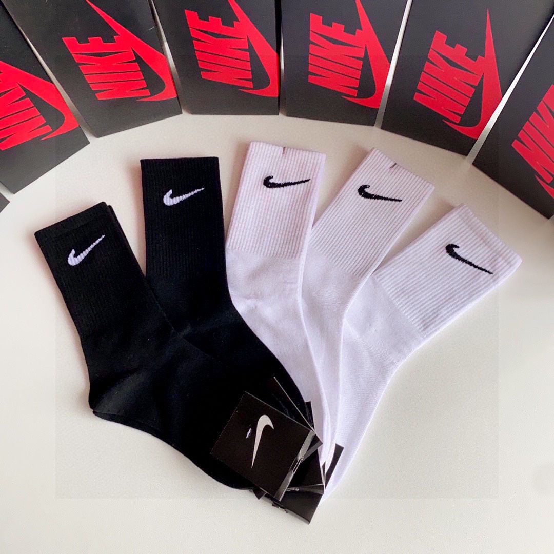 配专柜包装NIKE耐克新款中长款堆堆袜袜子！一盒五双专柜同步筒袜袜子大牌出街潮人必备超好搭