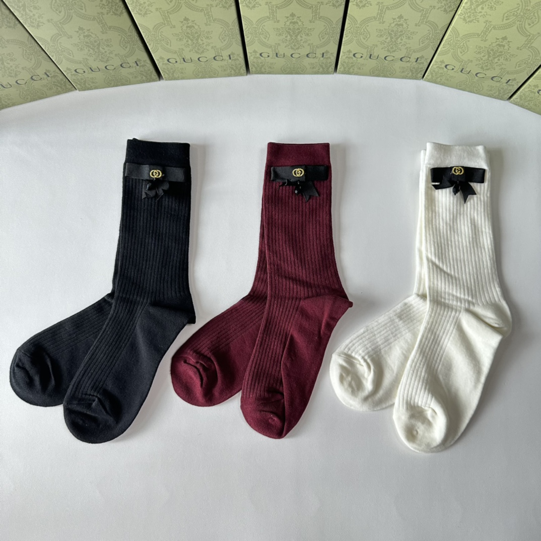 配包装Gucci古驰新款经典中长款饰品袜堆堆袜袜子！一盒三双专柜同步筒款袜子大牌出街潮人必备超好搭