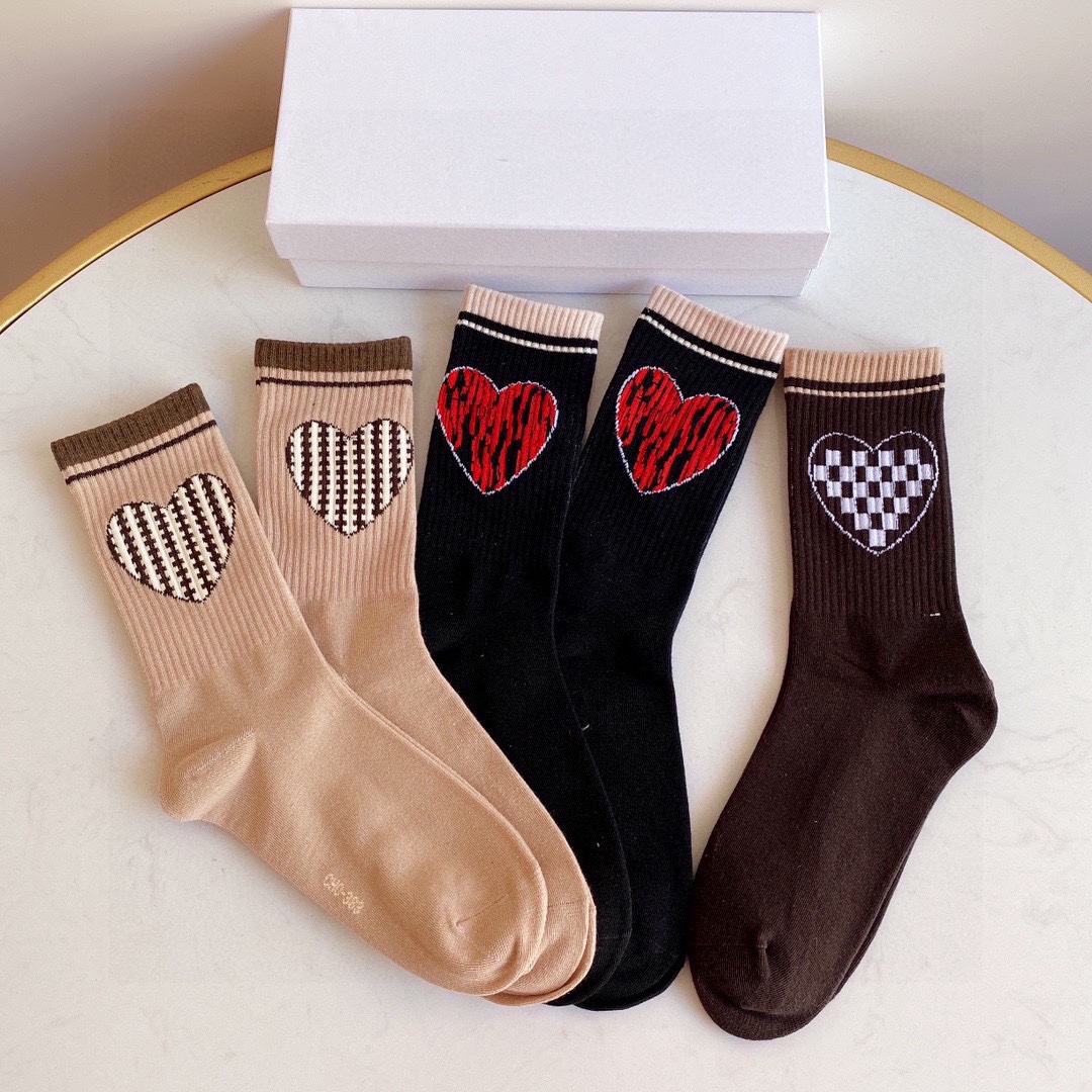 New Twirl: P-84 Synchronous Stockings Box Set with Counter Display. - 图片 5