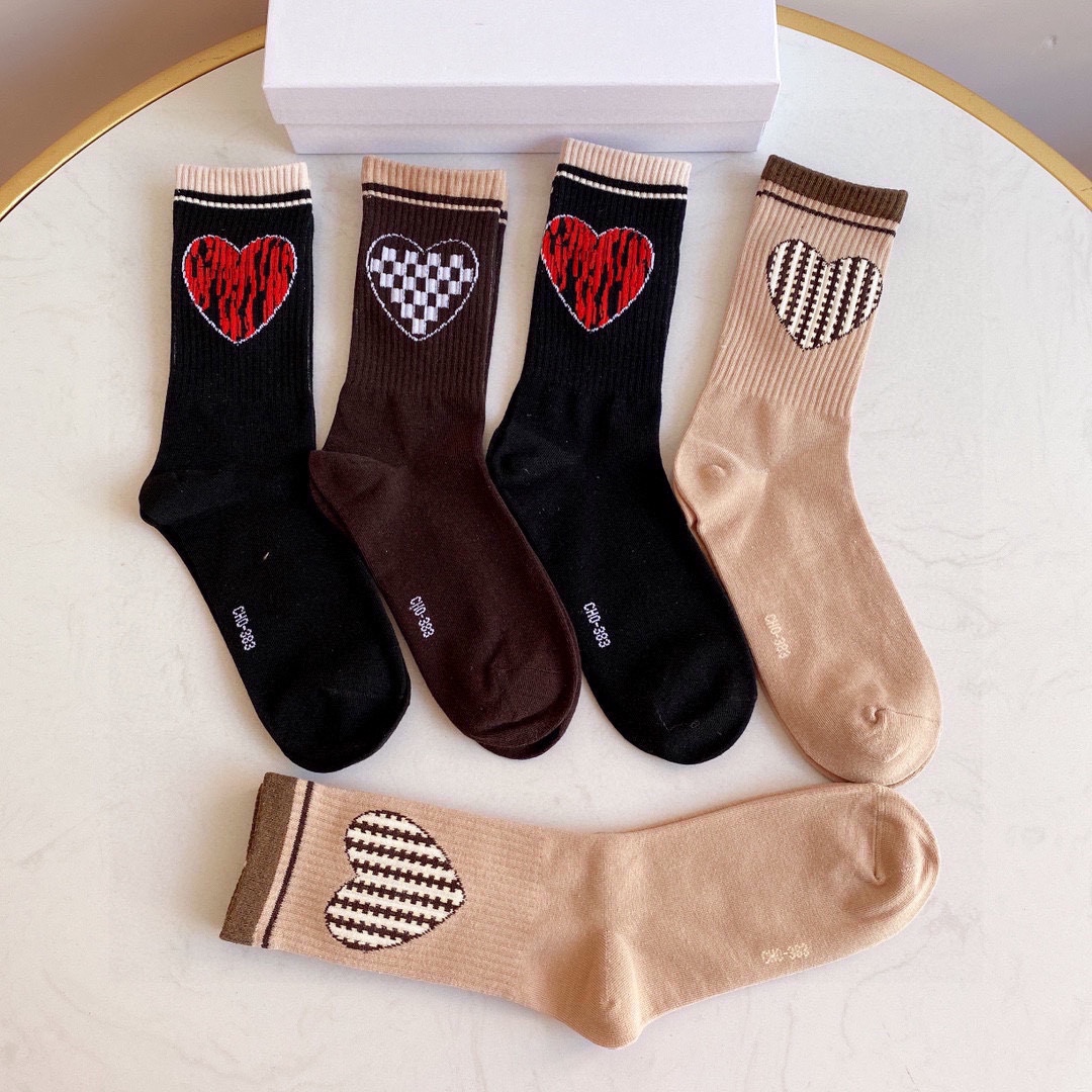 New Twirl: P-84 Synchronous Stockings Box Set with Counter Display. - 图片 3