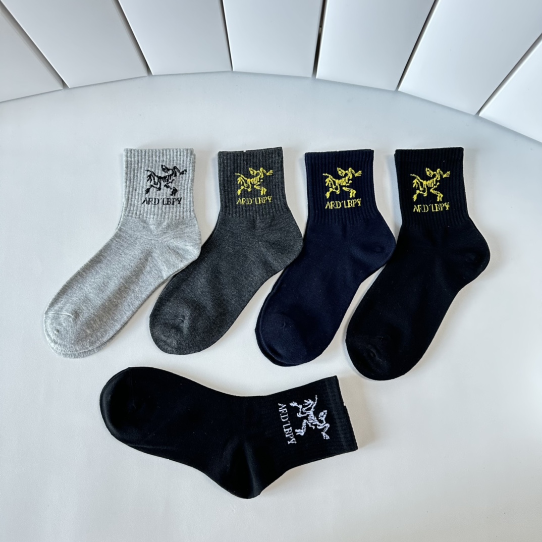 Arcteryx P-74 Box Set: High-Quality Socks in New Collection, Synchronized Stockings Display - 图片 3