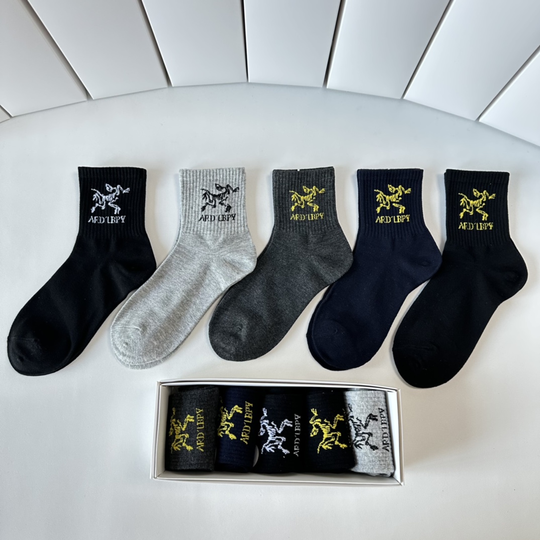 Arcteryx P-74 Box Set: High-Quality Socks in New Collection, Synchronized Stockings Display - 图片 2