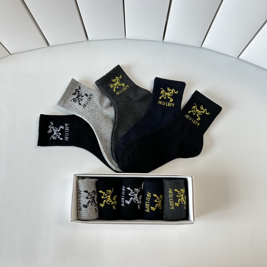 Arcteryx P-74 Box Set: High-Quality Socks in New Collection, Synchronized Stockings Display - 图片 7