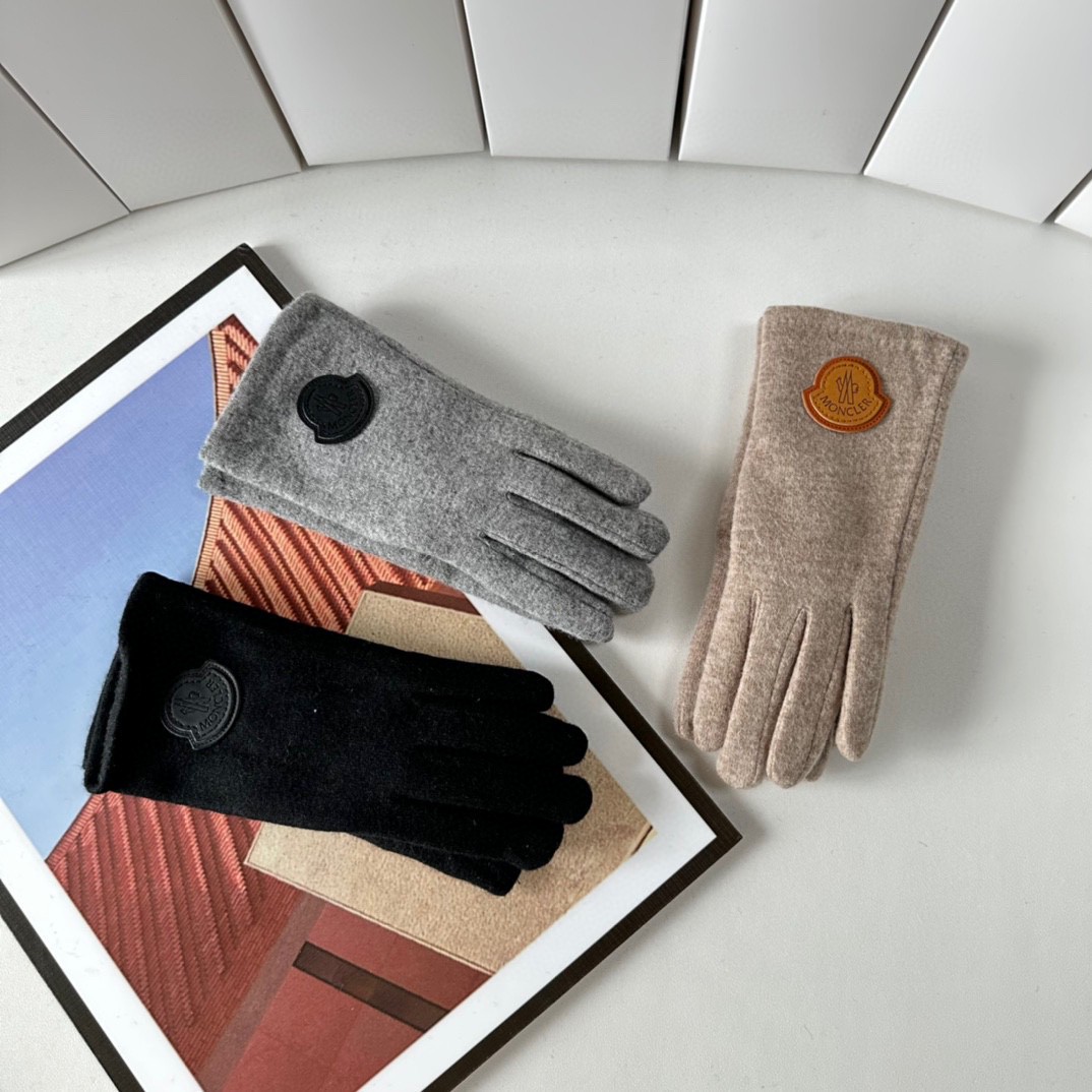 Moncler Autumn/Winter Fashion Gloves: Cozy and Soft Packaging Solution - 图片 7