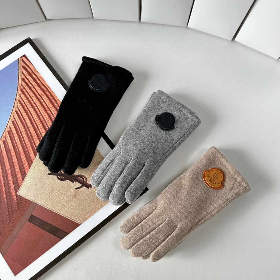Moncler’s Cozy and Stylish Fashion Gloves for Autumn/Winter in MP138 Packaging - 图片 7