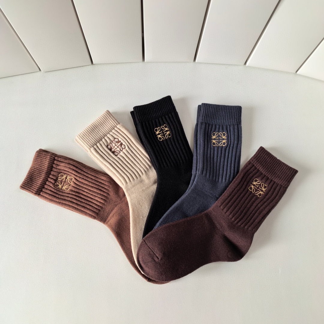 New Loewe Embroidered Wool Long Stockings Set with Synchronous Stockings and Big Card - 图片 6