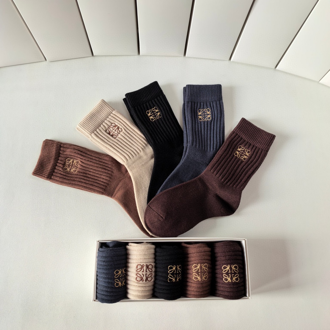New Loewe Embroidered Wool Long Stockings Set with Synchronous Stockings and Big Card - 图片 7