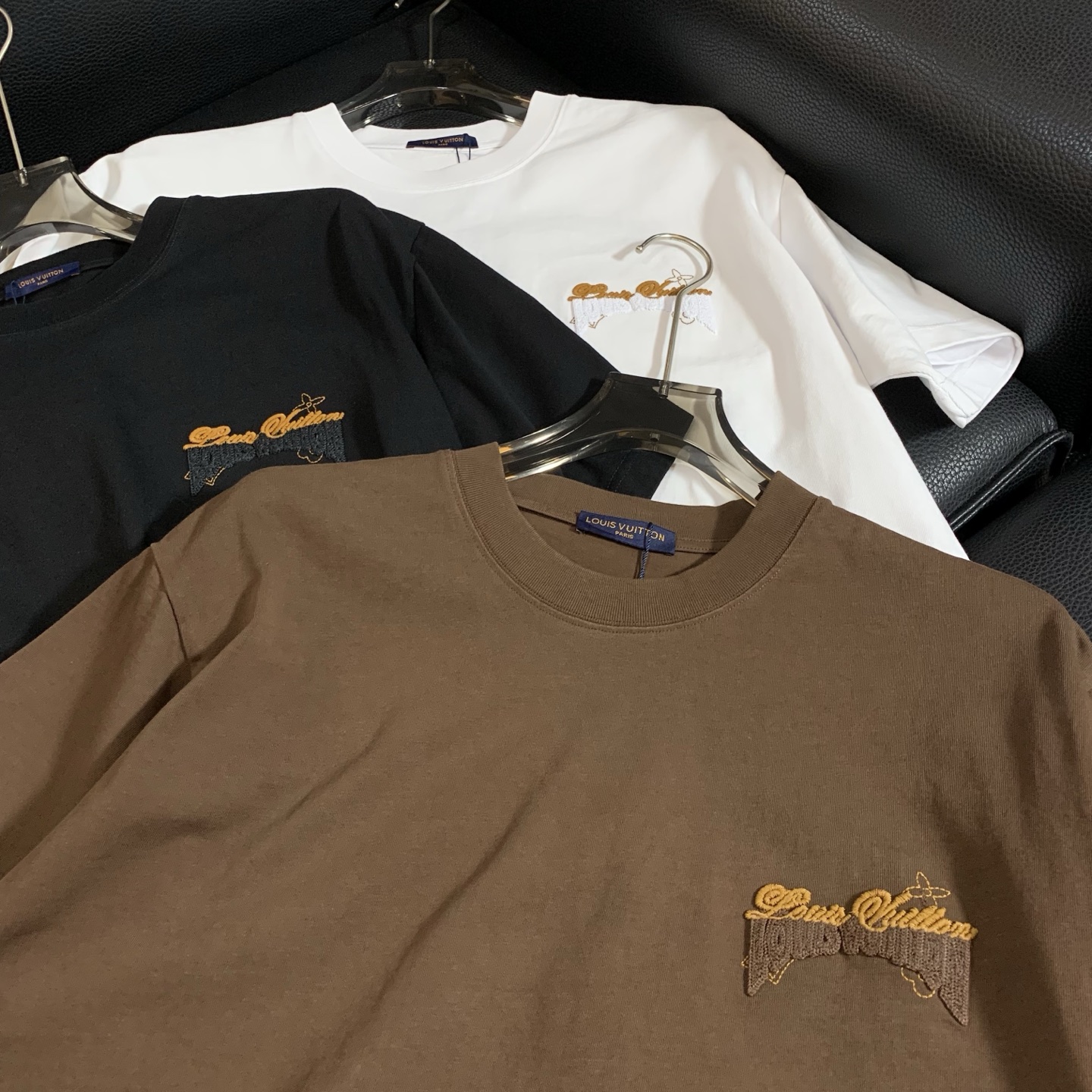 Alternative view of T-Shirt 00645