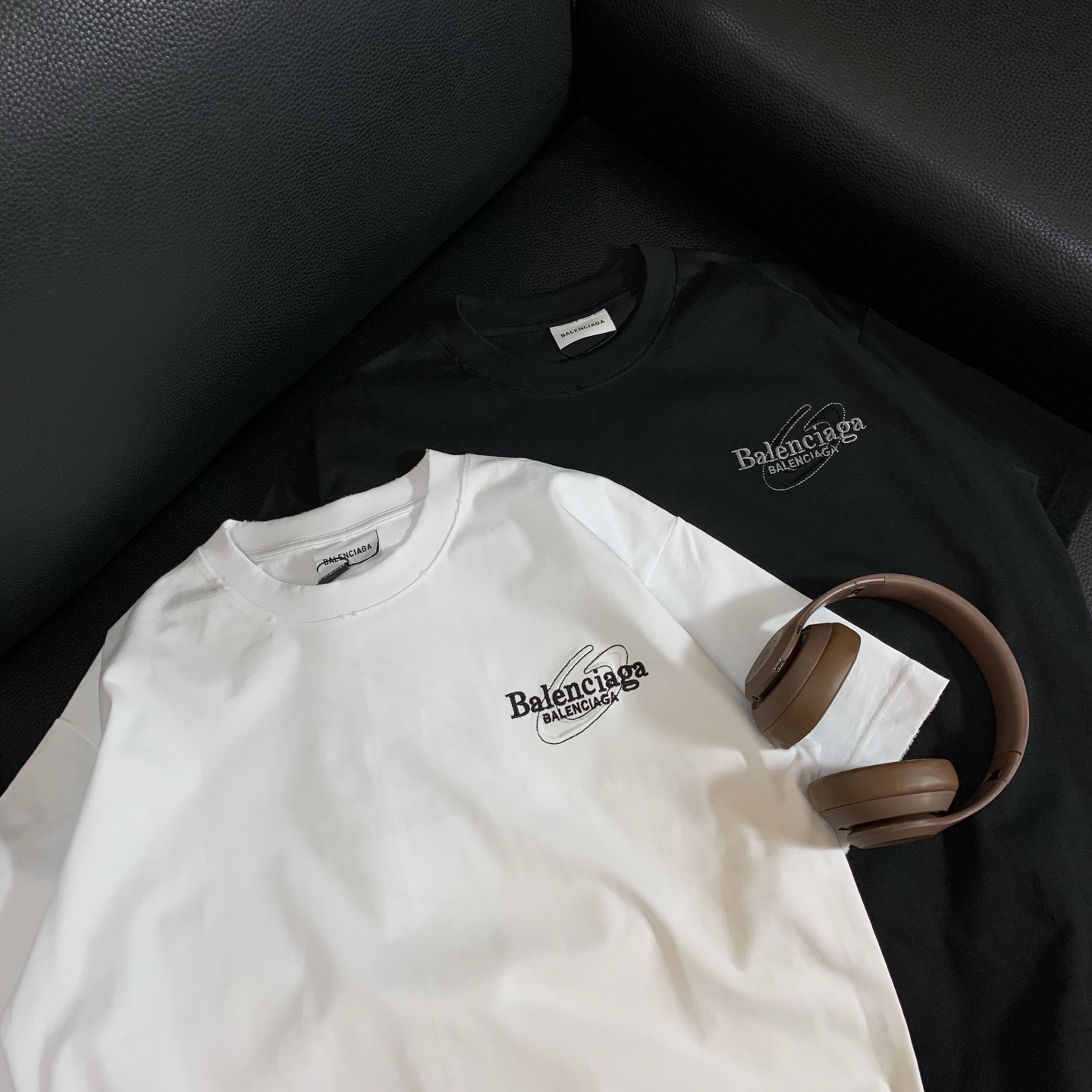 Alternative view of T-Shirt 02281