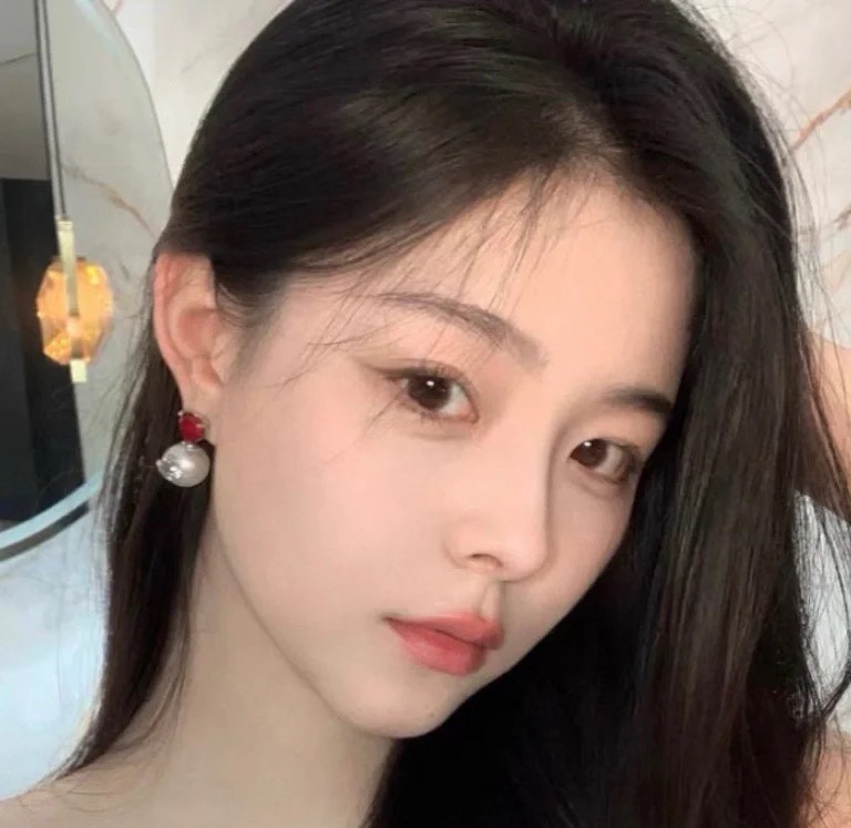 비비안웨스트우드 새턴 하트 귀걸이 65145 이미지 7