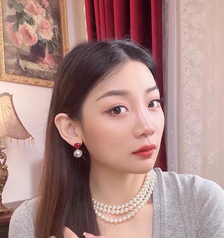비비안웨스트우드 새턴 하트 귀걸이 65145 이미지 8