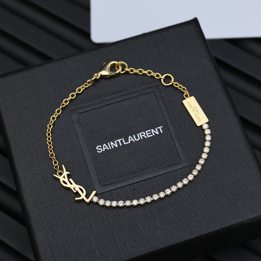 Title: YSL St. Roland: Elegant Luxury Fashion Brand by Yves Saint Laurent Since 1961. - 图片 3