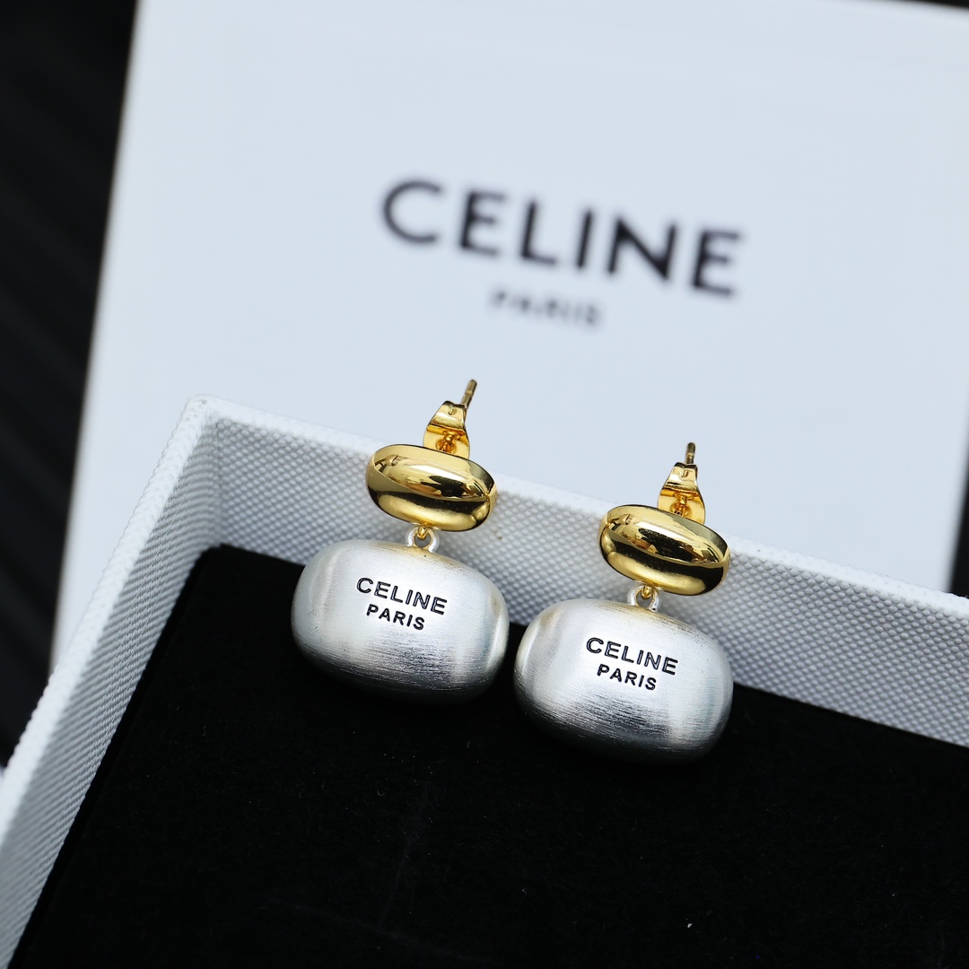 Celine Jewelry Earring Necklaces & Pendants AAA+ Replica
 Silver Vintage