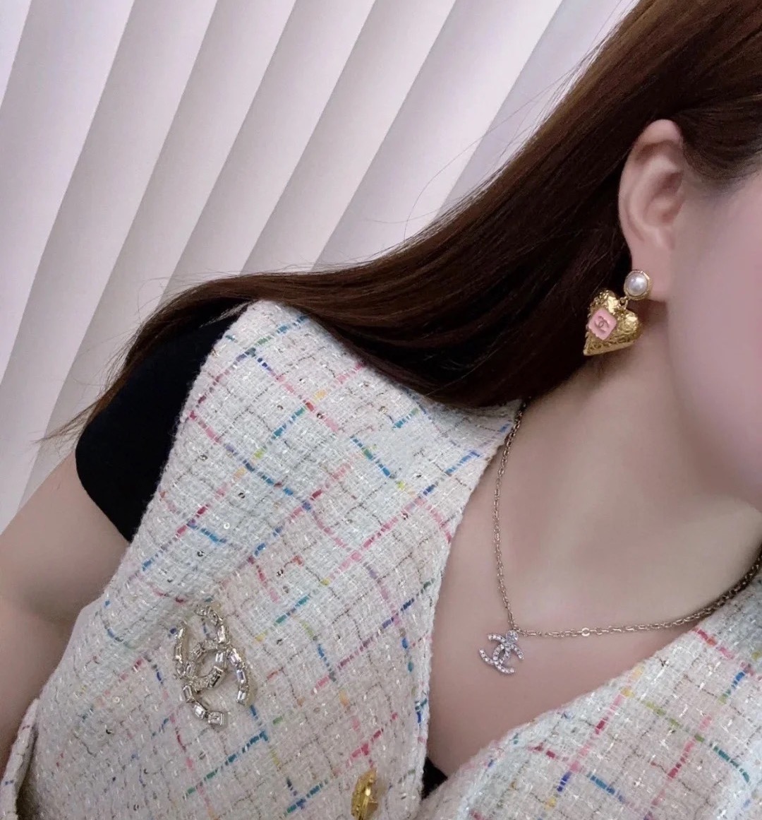 Chanel Chanel 小爱心耳环