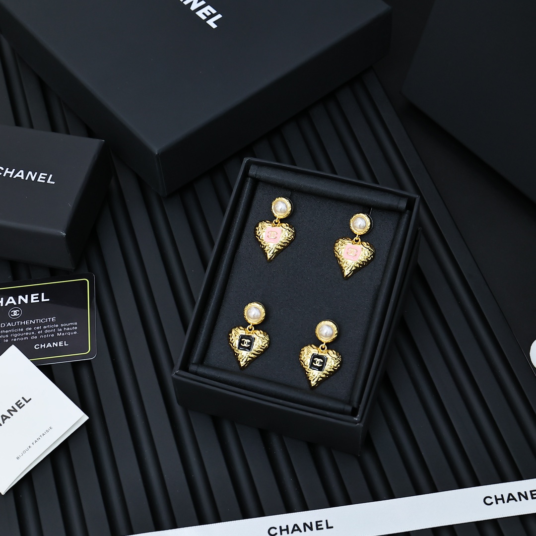 Chanel Chanel 小爱心耳环