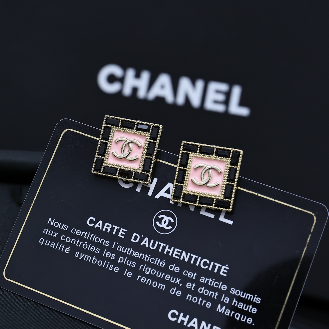 Chanel Haute Couture Haute Couture Fine Jewelry Necklace Bracelet Ring 3