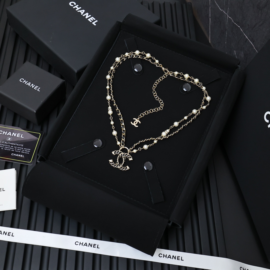 Chanel24K皮穿黑金双层珍珠项链 2