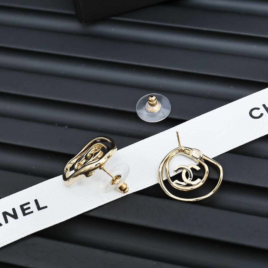 Chanel Haute Couture Haute Couture Fine Jewelry Necklace Bracelet Ring 3